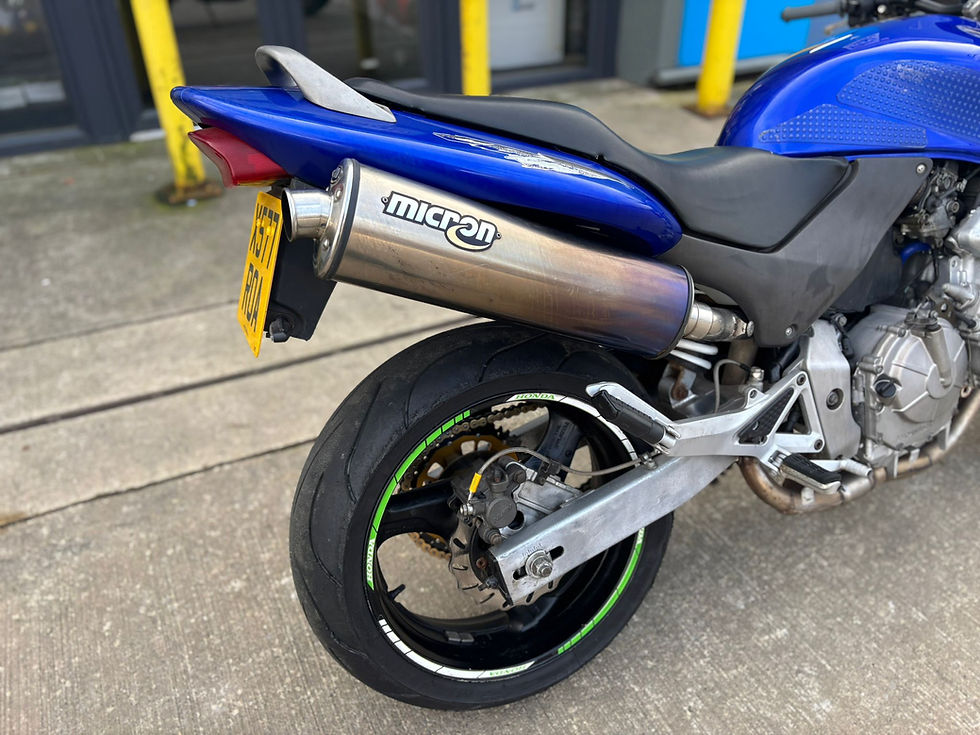 Thumbnail: 2000 Honda CB600F Hornet