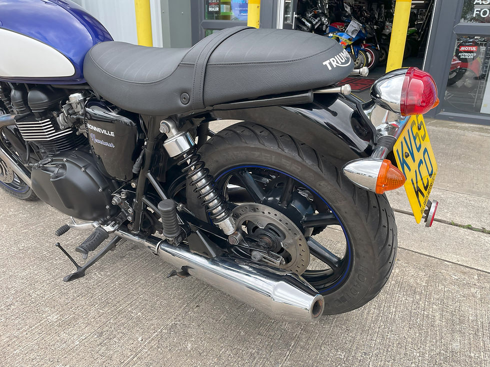 Thumbnail: 2015 Triumph Bonneville Newchurch