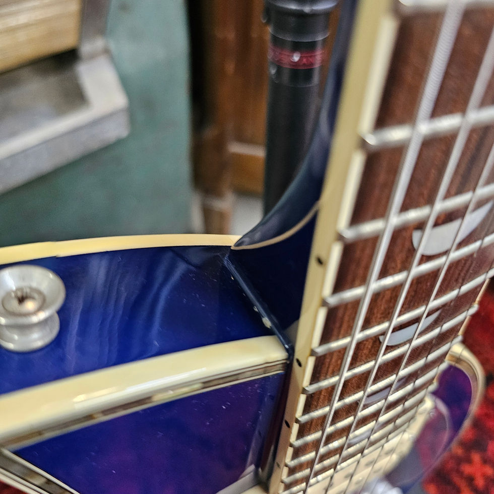 Thumbnail: 1982 Kawai Moonsault MS-1000 Cosmo (Blueburst)