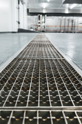 Floor level drainage