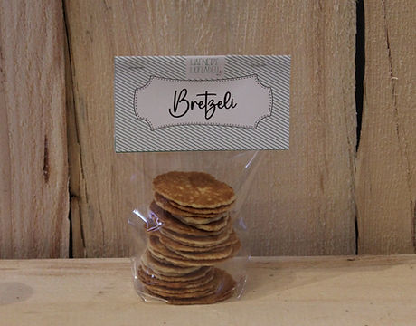 Bretzeli 1_edited.jpg