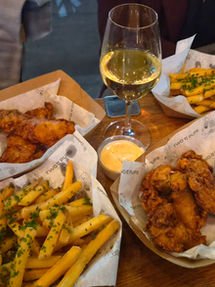 The Two Minute Review: Two Pups Wine Bar, Fairview