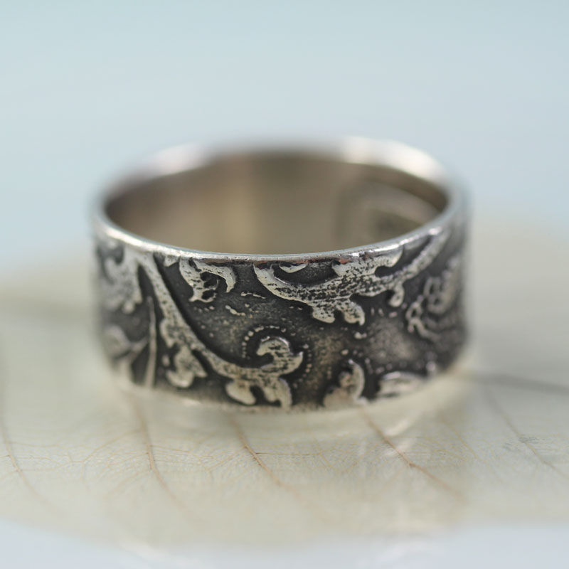 Thumbnail: Wide Silver Ring Engraved Flower Pattern