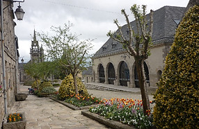 hotel restaurant guerlesquin
