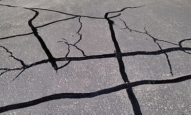 Hot-Rubber-Crack-Filling.png