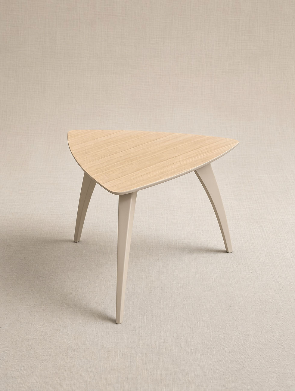 Miniature : Table d'Appoint · Triangle · Placage uni