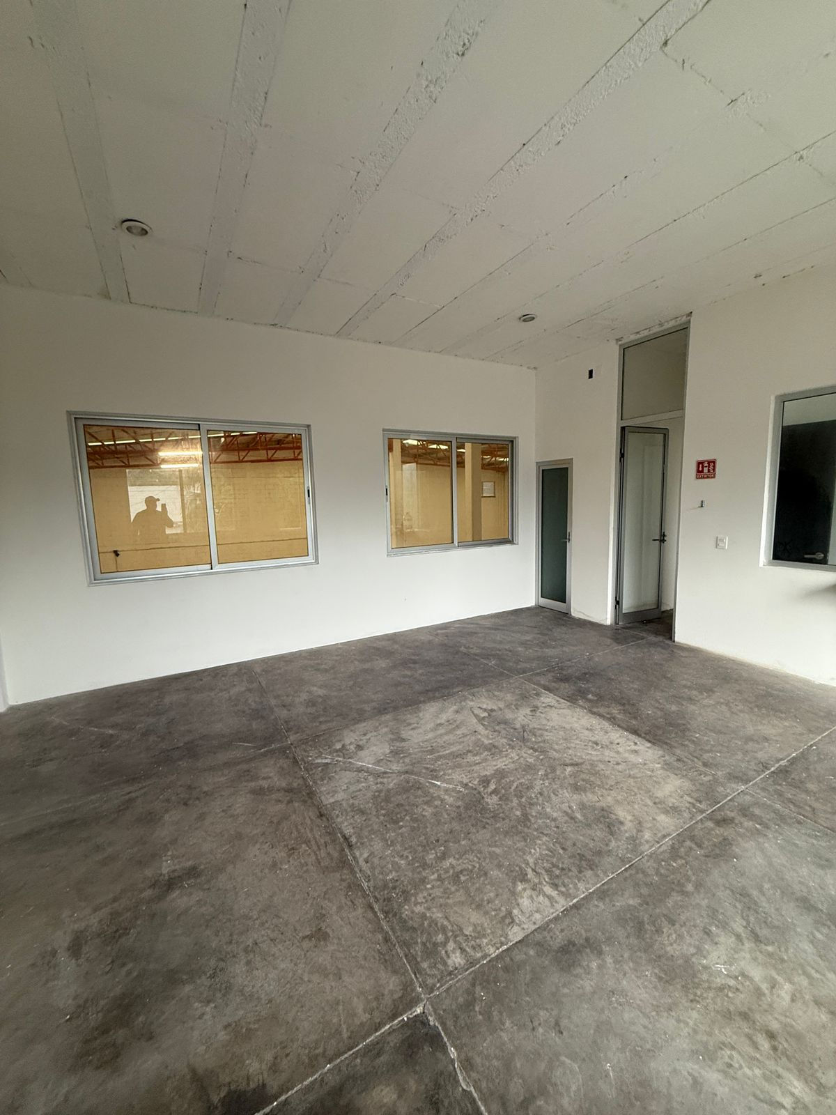 A7-Bodega en renta | Cerca de Avenida 115 Playa del Carmen México