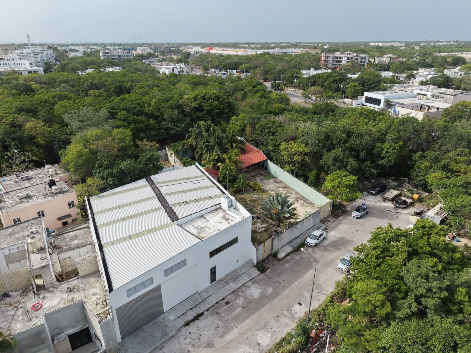 A4-Bodega en renta | Arco Vial Playa del Carmen México