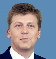 Foto Dr. Roman Thunshirn - neu.jpg