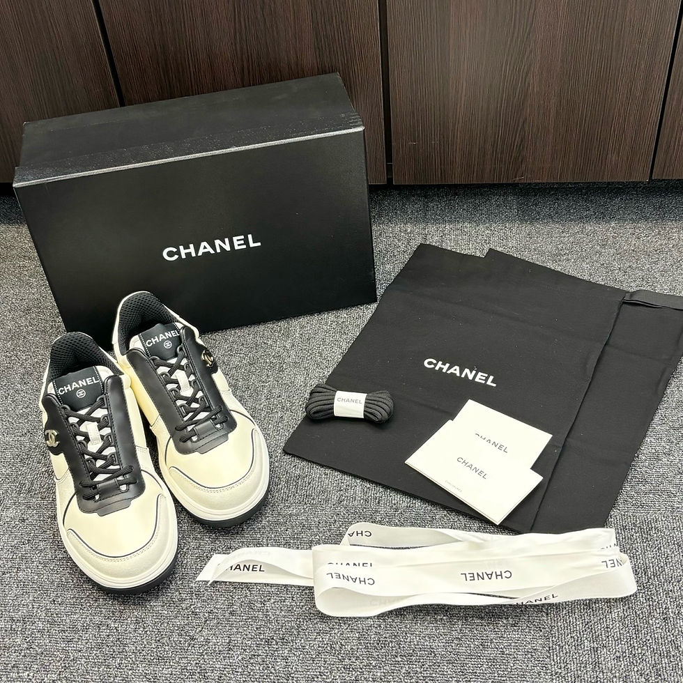サムネイル： B品・値下げ‼︎未使用品◎CHANELシャネル　スニーカー/ココマーク/37