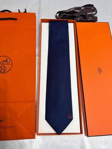 未使用品 HERMÈS エルメス 、シルクネクタイ | Co Co West Brand