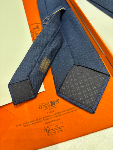 未使用品 HERMÈS エルメス 、シルクネクタイ | Co Co West Brand