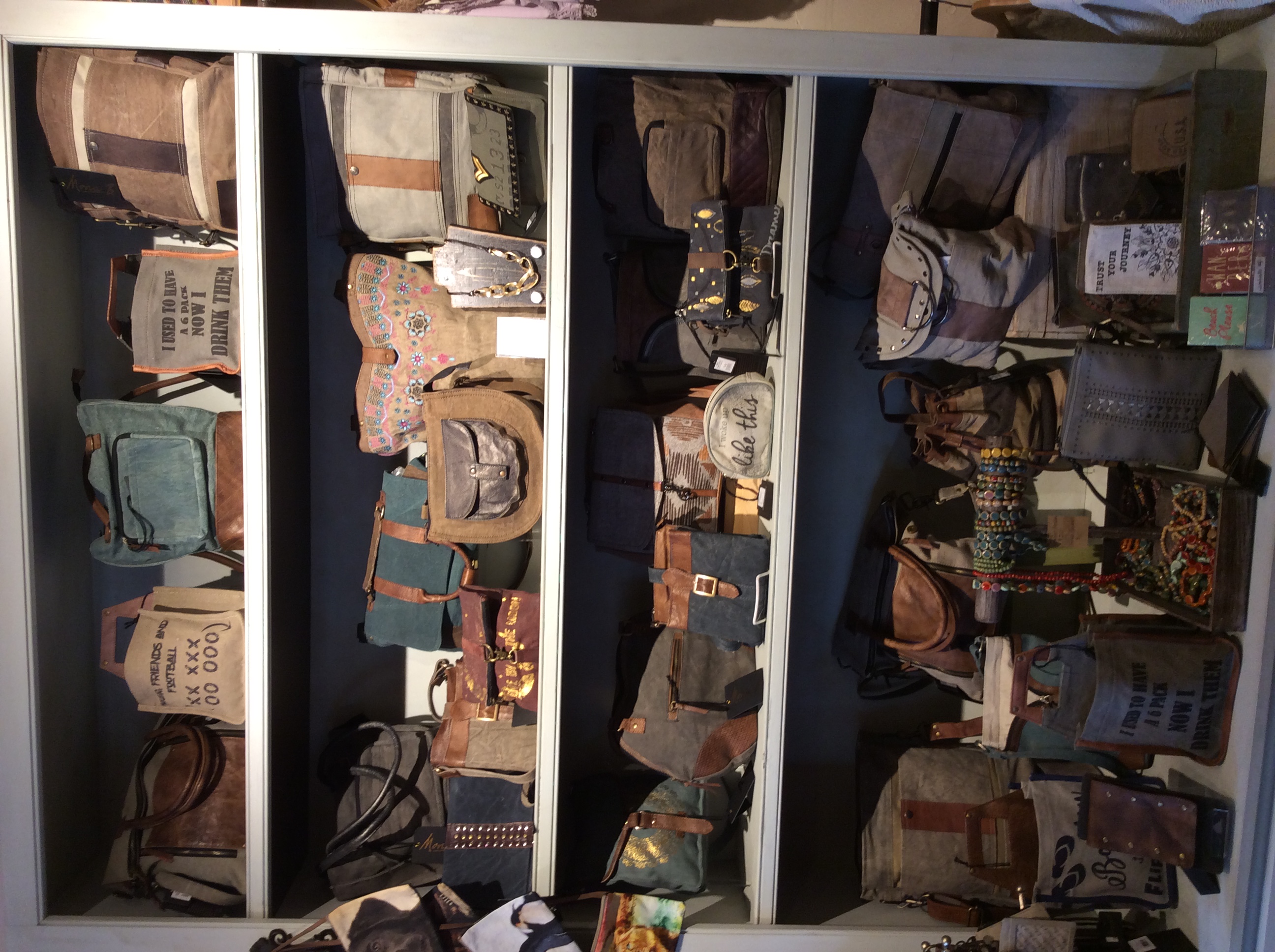 Canvas totes