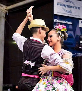 15192666_1042348555890517_53294952496570