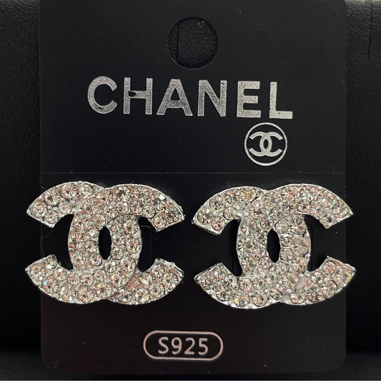 Large CC silver diamonds
