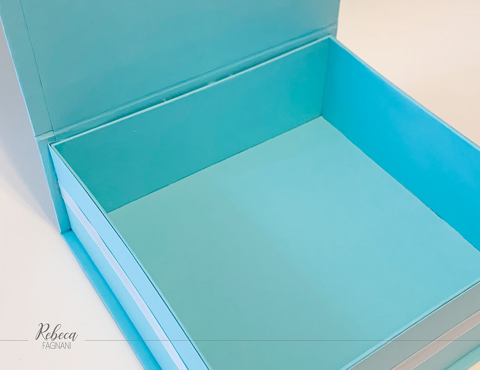 Miniatura: Caixa Família