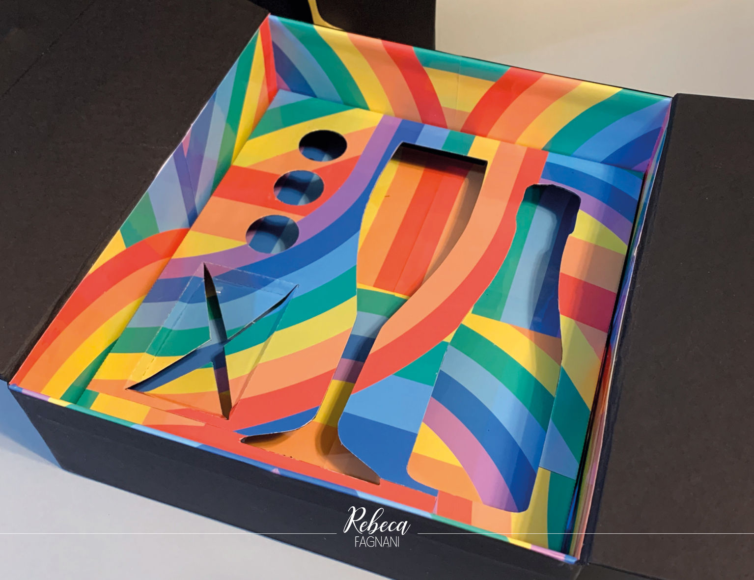 Caixa Colors: Taça + Mini Champagne