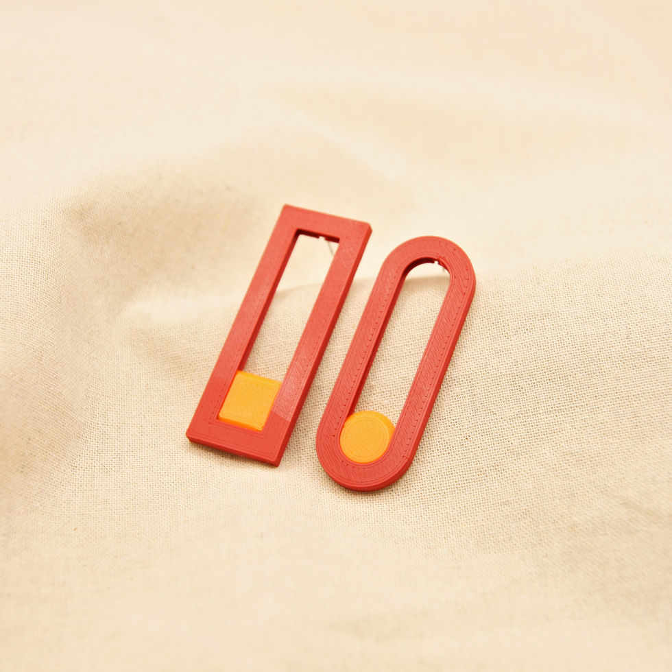 Maroon elegant and fun interactive earring design, 3d printed with recycled and biodegradable plastic, handmade in Spain