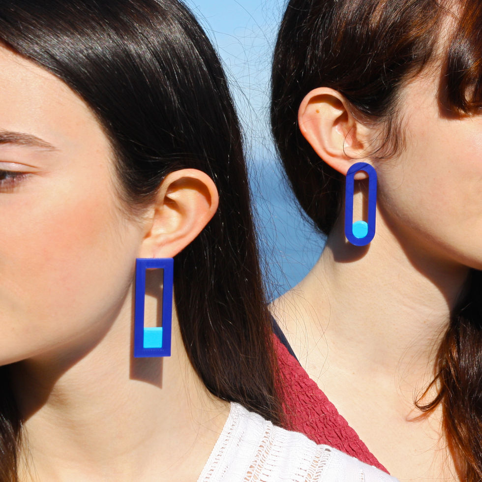 Blue elegant and fun interactive earring design, 3d printed with recycled and biodegradable plastic, handmade in Spain