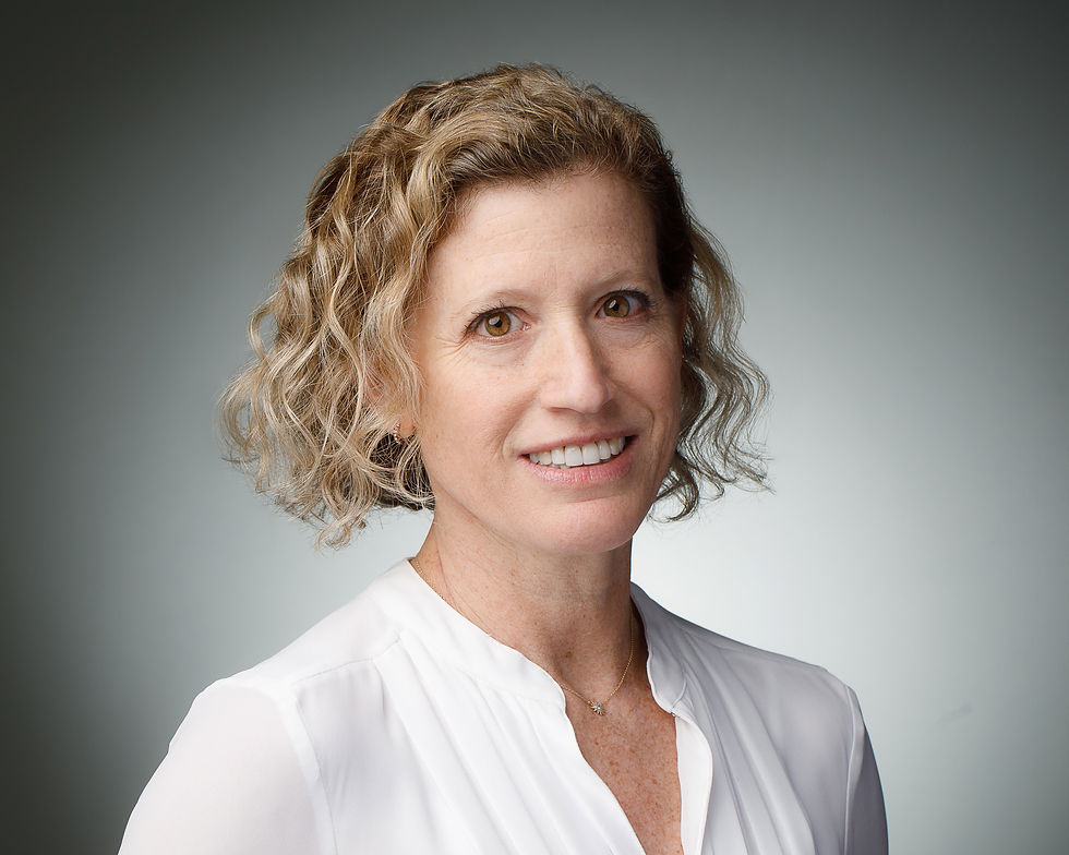 Stephanie Nichols-Burns headshot.jpg