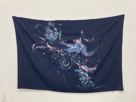 Pass the light
2023
Acrylic and white pastel on fabric
100cm x 150cm
