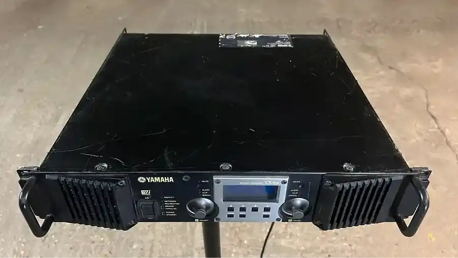 Miniature : Vente, rachat, échange, dépôt-vente d'amplificateur haut de gamme YAMAHA TX4n d'occasion