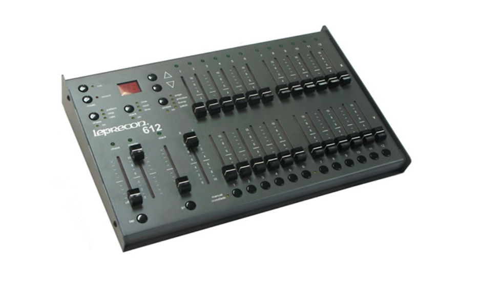 Vente de pupitre d'éclairage traditionnel Leprecon 612 d'occasion Massy Essonne