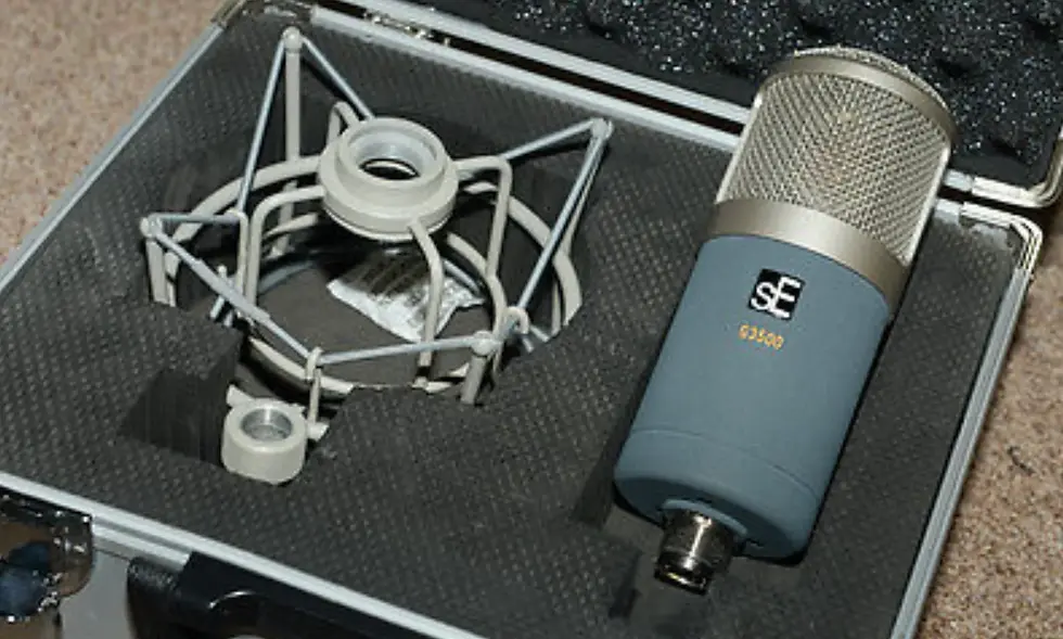Miniature : Vente seconde main de microphone à condensateur FET SE ELECTRONICS G3500
