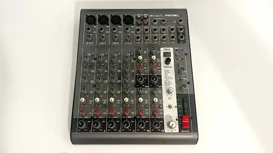 Miniature : Vente console de mixage compacte compacte 12 canaux et 2 bus avec effetsPROEL MI12 d'occasion