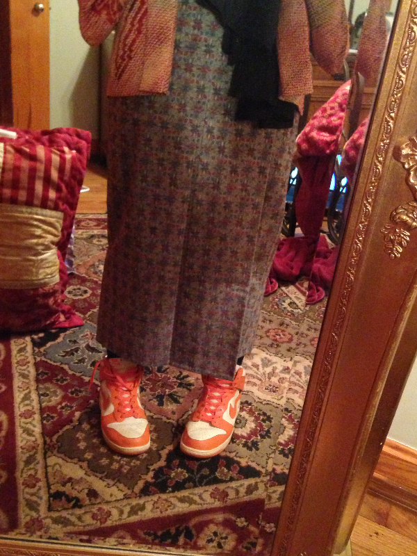 E-style w/ sneakers