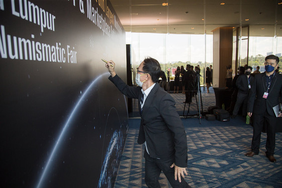 Signing on Backdrop