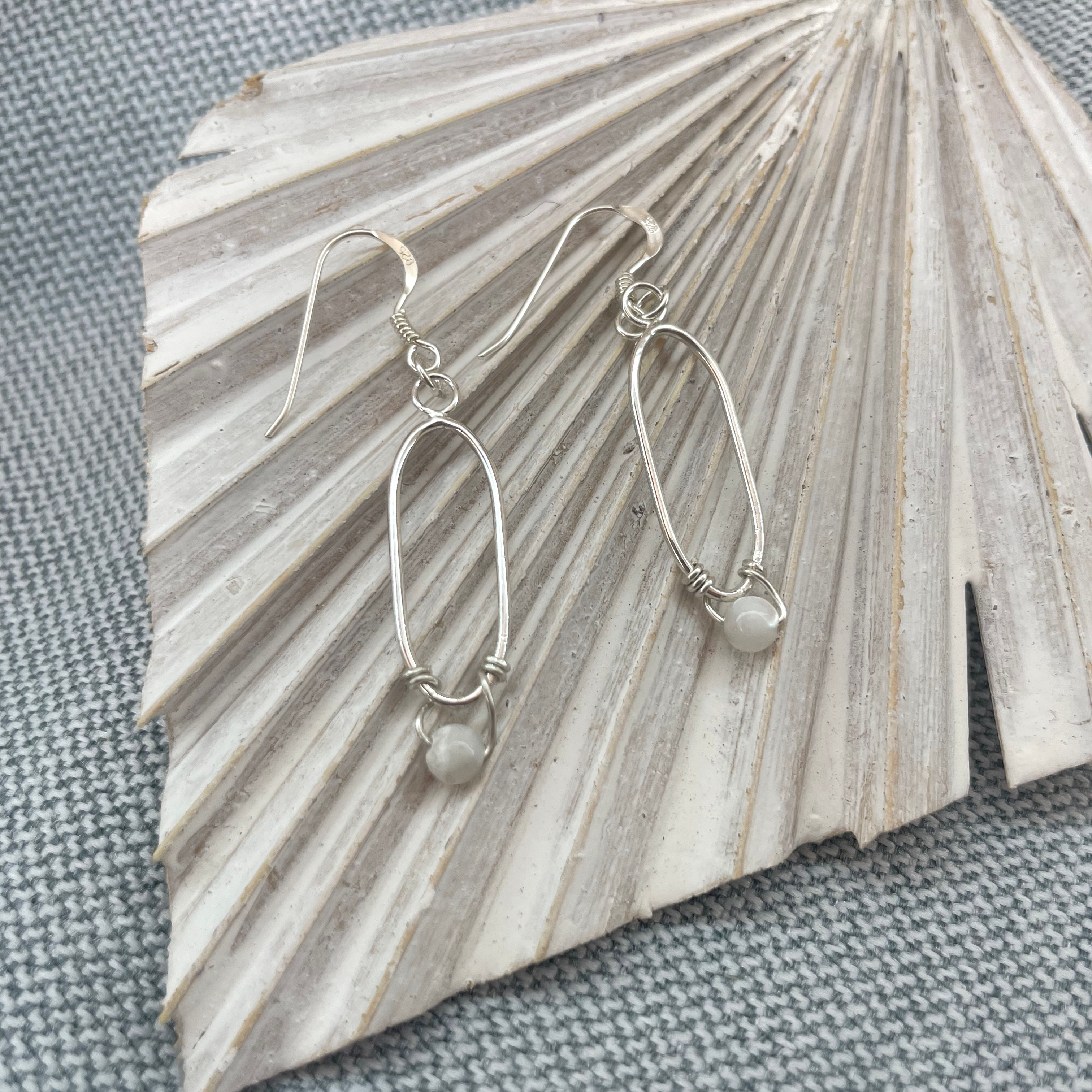 Mother of pearly earrings 