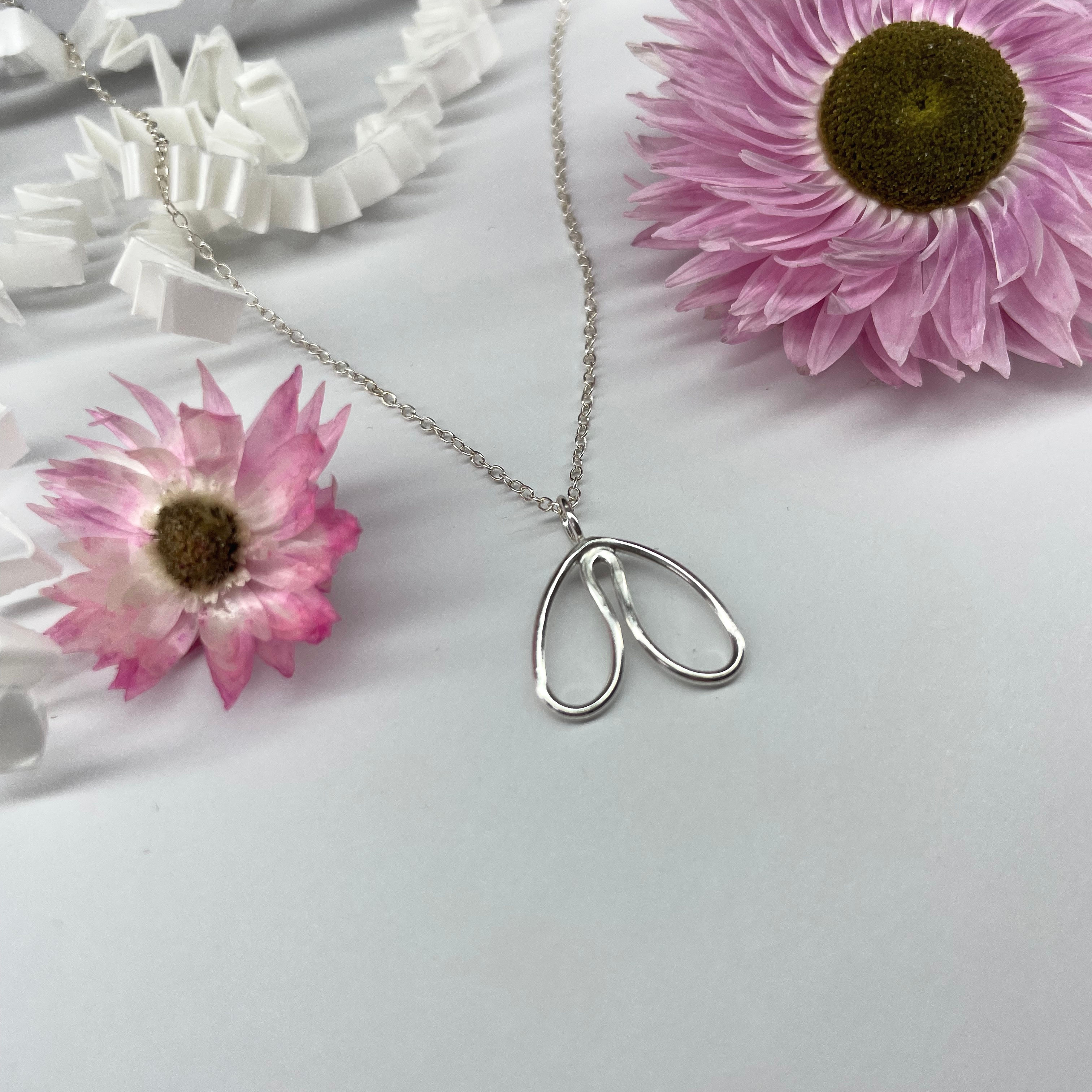 Helicopter leaf pendent 