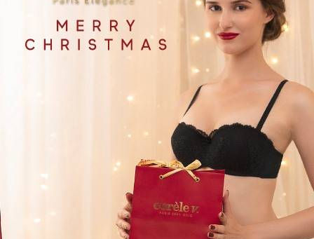 Giáng sinh đến rất gần rồi, nàng đã sắm sửa gì cho mình chưa?
Bất kỳ cô gái nào cũng