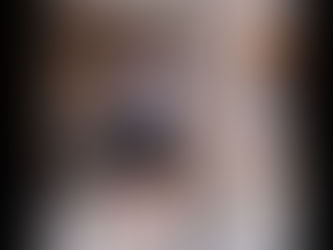 Thứ hai nàng mặc gì ?
Tiết trời này một chiếc blazer crop top đi kèm một chiếc đầm dây,