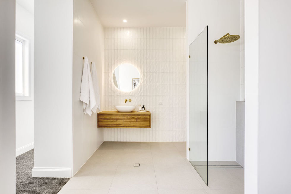 Hampton home at Broadbeach by AMORES -home design-12