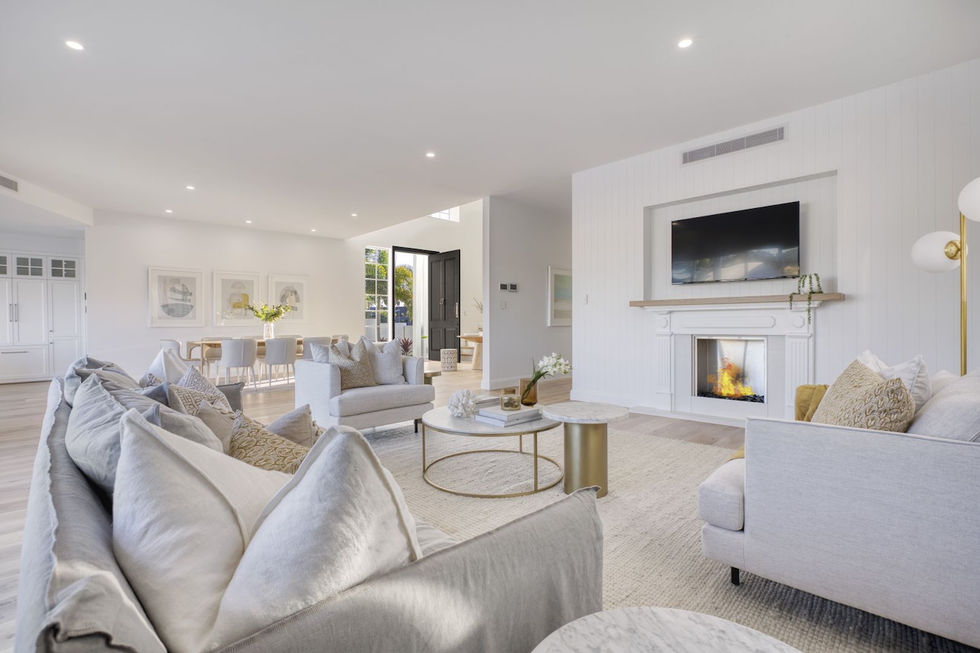 Hampton home at Broadbeach by AMORES -home design-7