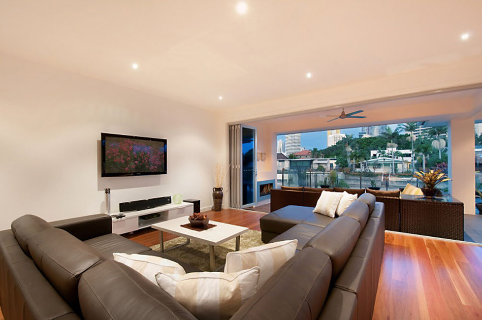 Modern white coastal facade with luxury pool and alfresco pavilion on Lotus Drive, Broadbeach by Amores 20