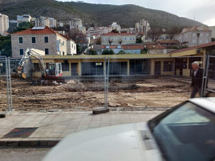 Kako riješiti problem place koji se zove 'SANITAT' d.o.o.?