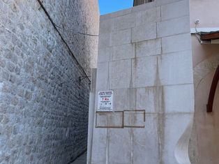 Opjednutost javnim zahodima