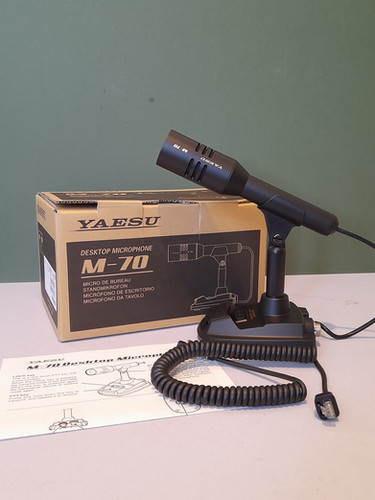 Yaesu M-70 Desktop Microphones YAESU M-70 Desktop Microphone