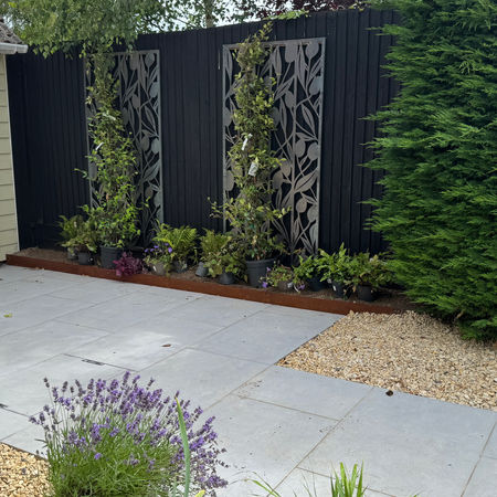 Front garden, welcoming entrance, garden design, garden design Hampshire