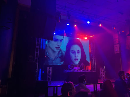Eclipse Silent Disco: Team Edward vs. Team Jacob