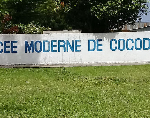 Réhabilitation de la salle informatique du Lycée Moderne de Cocody