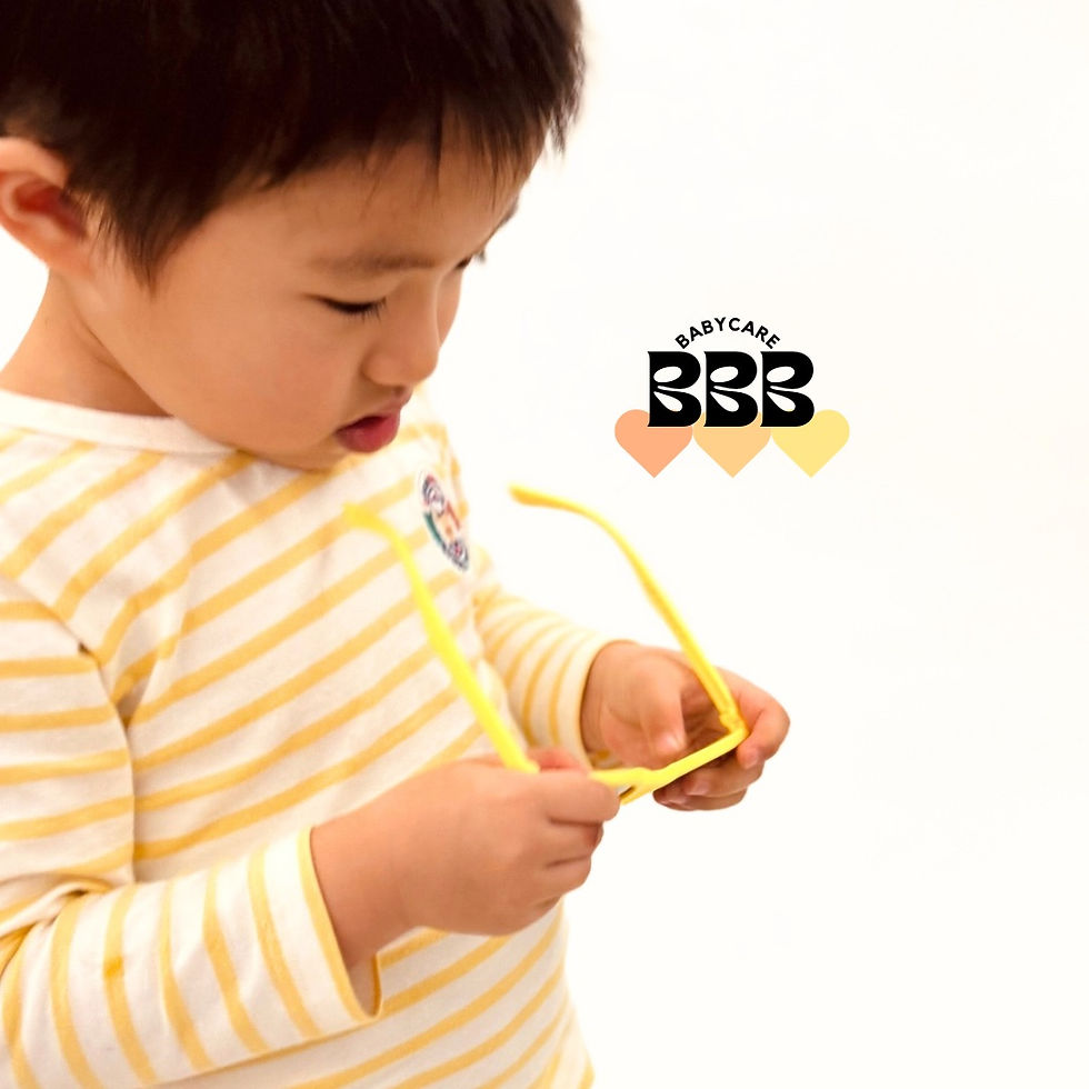 Thumbnail:  Sunglasses UV380 with waterproof bag 小童太陽眼鏡UV380及防水袋套裝