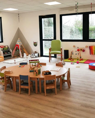 PHOTO-2022-04-05-17-31-15 4_edited.jpg