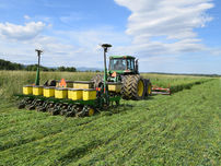 Register for one of three cover crop field days this March!