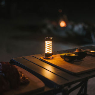 輕鬆營造露營風格 | BAREBONES全新Edison Light Stick 2.0讓你成為營地焦點!