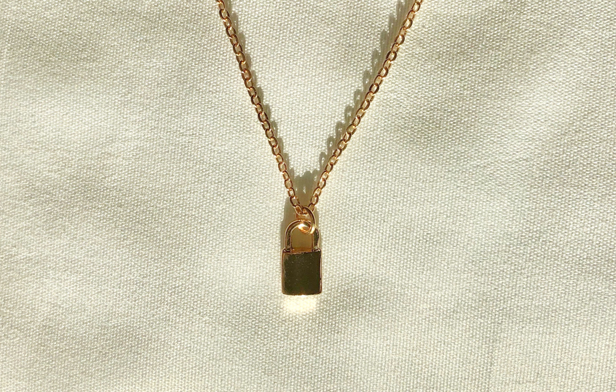 Lock Charm Dainty Necklace