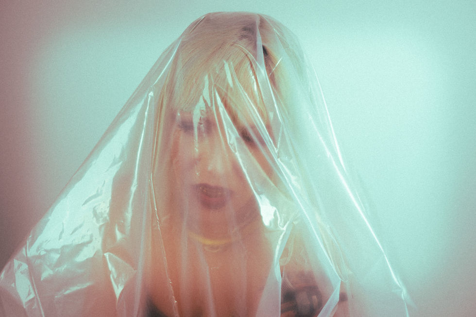 annie plastic blurr down 5